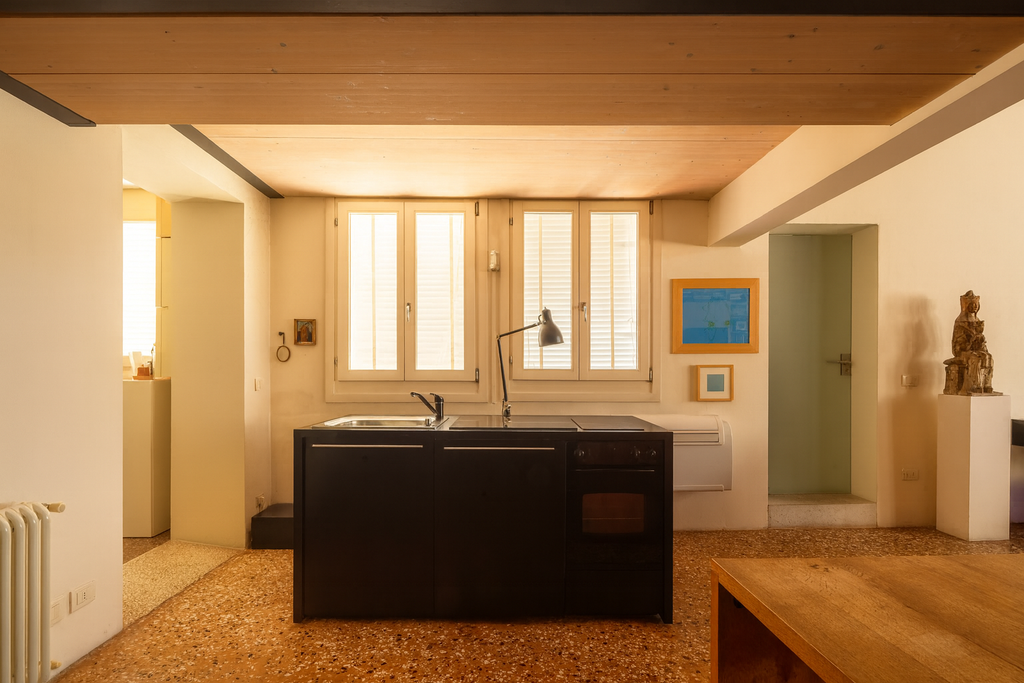 Venezia – Attico 140 m² Restaurato in Palazzo del ’600 con Ascensore