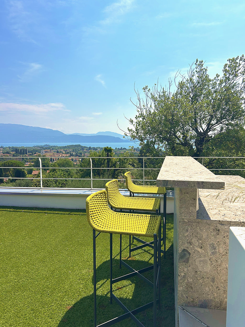 San Felice del Benaco -- Zeitgenössische Architektenvilla mit Pool und Seeblick 