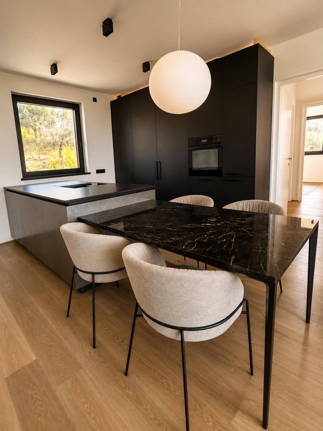 Cunettone -- Hügel von Salò -- Möbliertes Design-Apartment mit Terrasse