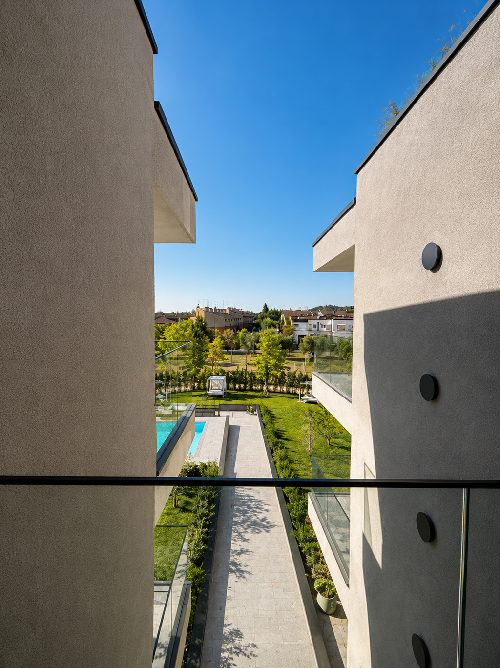 Cunettone -- Hügel von Salò -- Möbliertes Design-Apartment mit Terrasse