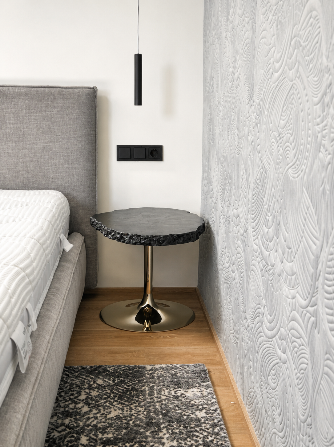 Cunettone -- Hügel von Salò -- Möbliertes Design-Apartment mit Terrasse